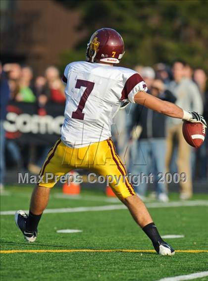 Thumbnail 1 in Loyola Academy vs Maine South (IHSA Class 8A Semi-Finals) photogallery.