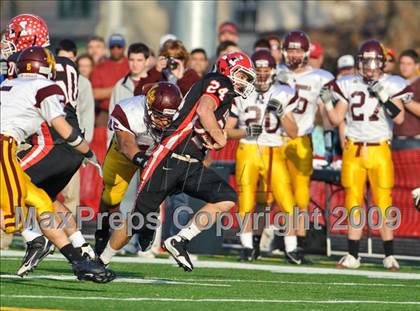 Thumbnail 3 in Loyola Academy vs Maine South (IHSA Class 8A Semi-Finals) photogallery.