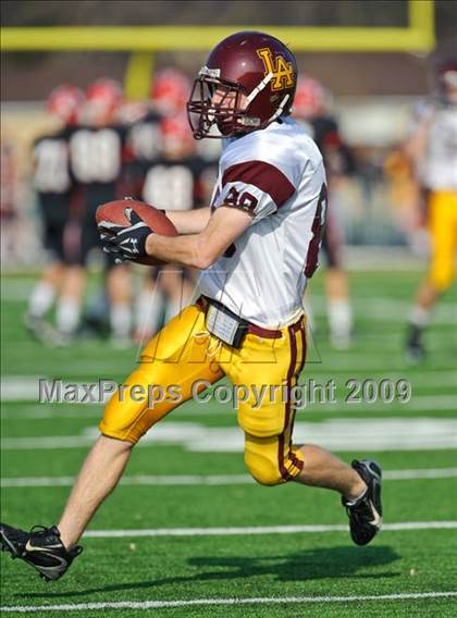 Thumbnail 1 in Loyola Academy vs Maine South (IHSA Class 8A Semi-Finals) photogallery.
