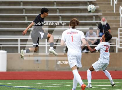 Thumbnail 1 in West Mesquite vs. Wakeland (UIL 5A Regional Final Playoff) photogallery.