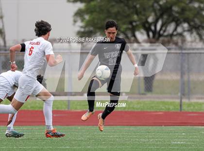 Thumbnail 2 in West Mesquite vs. Wakeland (UIL 5A Regional Final Playoff) photogallery.