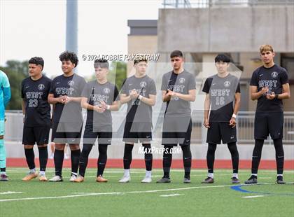 Thumbnail 2 in West Mesquite vs. Wakeland (UIL 5A Regional Final Playoff) photogallery.