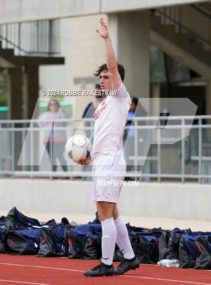 Thumbnail 2 in West Mesquite vs. Wakeland (UIL 5A Regional Final Playoff) photogallery.