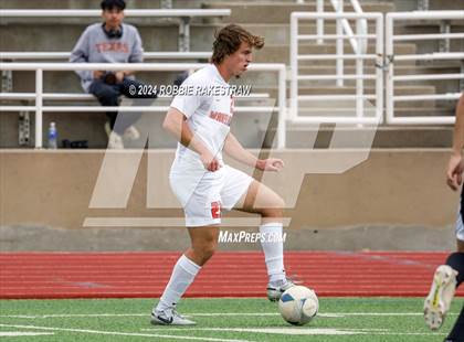 Thumbnail 2 in West Mesquite vs. Wakeland (UIL 5A Regional Final Playoff) photogallery.