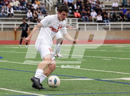 Thumbnail 1 in West Mesquite vs. Wakeland (UIL 5A Regional Final Playoff) photogallery.