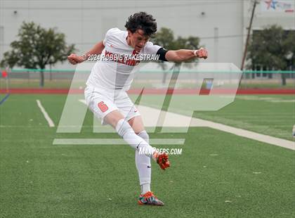 Thumbnail 3 in West Mesquite vs. Wakeland (UIL 5A Regional Final Playoff) photogallery.