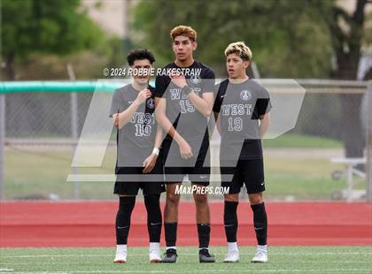 Thumbnail 2 in West Mesquite vs. Wakeland (UIL 5A Regional Final Playoff) photogallery.