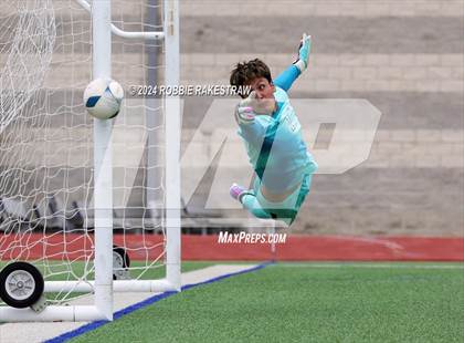 Thumbnail 1 in West Mesquite vs. Wakeland (UIL 5A Regional Final Playoff) photogallery.