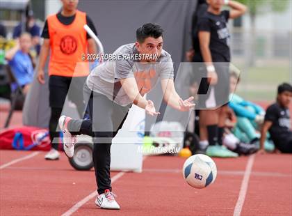Thumbnail 2 in West Mesquite vs. Wakeland (UIL 5A Regional Final Playoff) photogallery.