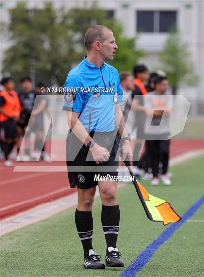 Thumbnail 1 in West Mesquite vs. Wakeland (UIL 5A Regional Final Playoff) photogallery.