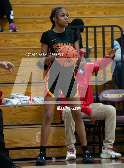 Thumbnail 3 in Berkeley vs Liberty (CIF NCS D1 Round 1) photogallery.