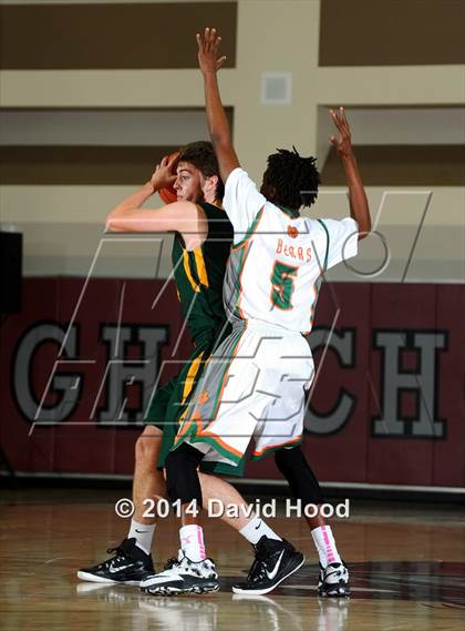 Thumbnail 1 in Brea Olinda @ Poly (MaxPreps Holiday Classic) photogallery.
