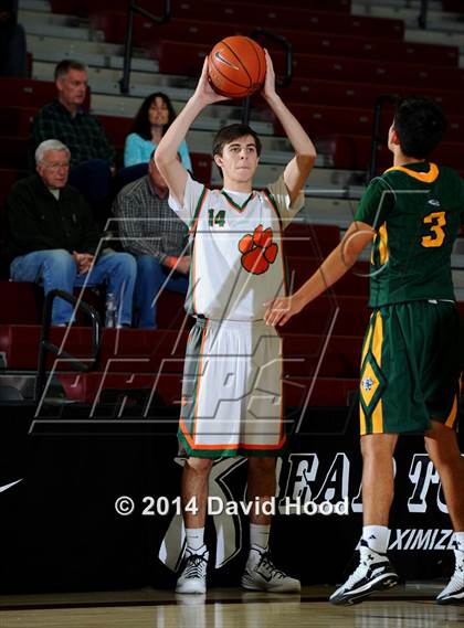 Thumbnail 2 in Brea Olinda @ Poly (MaxPreps Holiday Classic) photogallery.