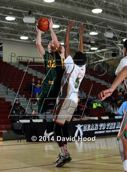 Thumbnail 2 in Brea Olinda @ Poly (MaxPreps Holiday Classic) photogallery.