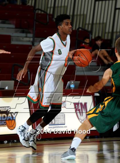 Thumbnail 1 in Brea Olinda @ Poly (MaxPreps Holiday Classic) photogallery.
