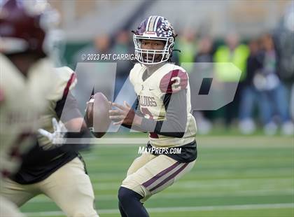 Thumbnail 2 in Summer Creek vs. Steele (UIL Football 6A DII Semifinal) photogallery.