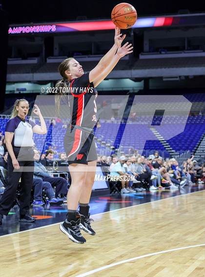 Thumbnail 2 in Winnsboro vs. Fairfield (UIL 3A State Final) photogallery.