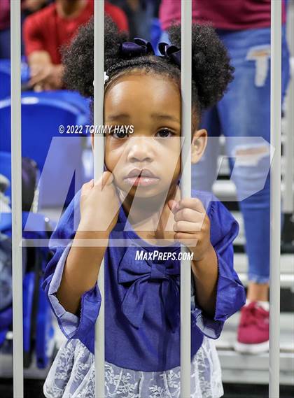 Thumbnail 1 in Winnsboro vs. Fairfield (UIL 3A State Final) photogallery.