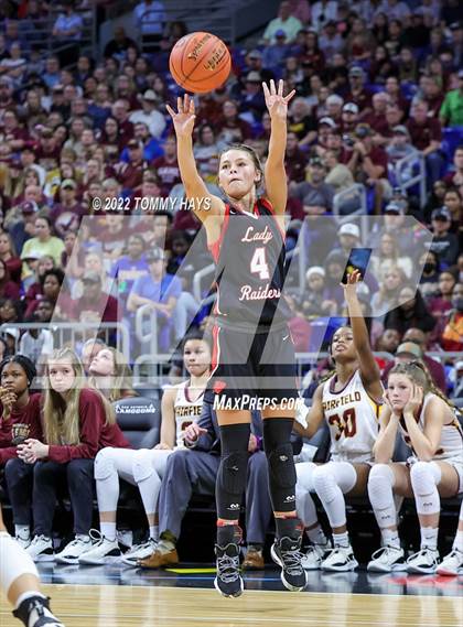 Thumbnail 1 in Winnsboro vs. Fairfield (UIL 3A State Final) photogallery.