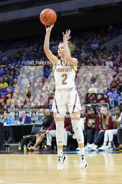 Thumbnail 1 in Winnsboro vs. Fairfield (UIL 3A State Final) photogallery.