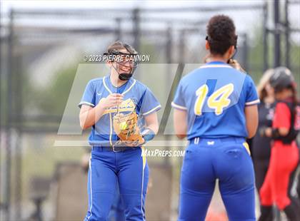 Thumbnail 3 in James Madison vs Osbourn Park (VHSL Class 6 Semifinal) photogallery.