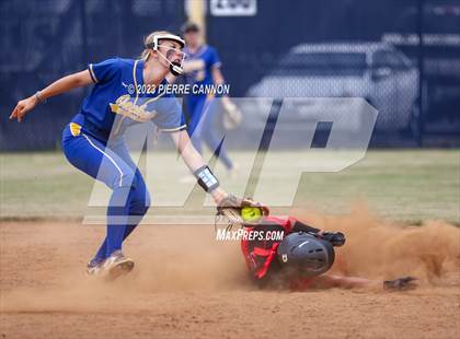 Thumbnail 2 in James Madison vs Osbourn Park (VHSL Class 6 Semifinal) photogallery.
