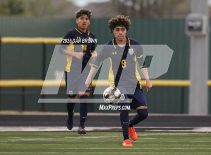 Thumbnail 3 in Community vs Pine Tree (UIL 4A D1 Regional Semis) photogallery.