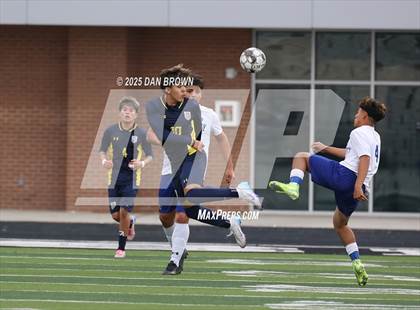 Thumbnail 2 in Community vs Pine Tree (UIL 4A D1 Regional Semis) photogallery.