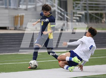 Thumbnail 2 in Community vs Pine Tree (UIL 4A D1 Regional Semis) photogallery.