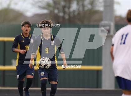 Thumbnail 2 in Community vs Pine Tree (UIL 4A D1 Regional Semis) photogallery.