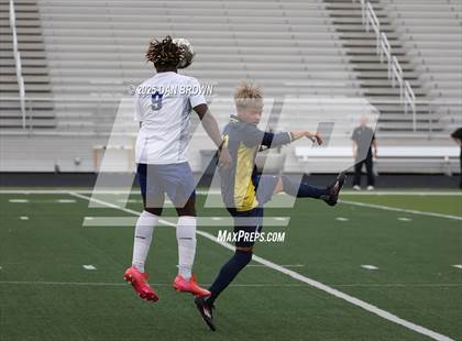 Thumbnail 3 in Community vs Pine Tree (UIL 4A D1 Regional Semis) photogallery.