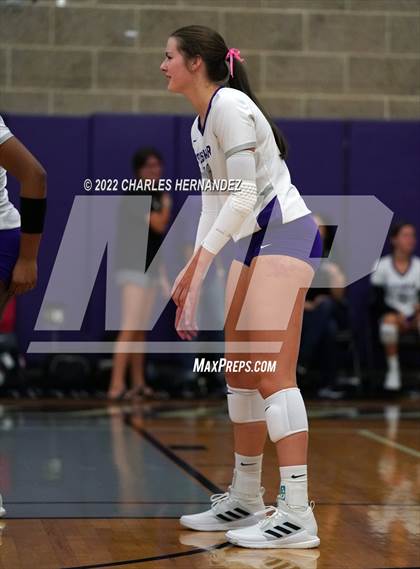 Thumbnail 2 in Episcopal vs Fulshear (College Station High School) photogallery.