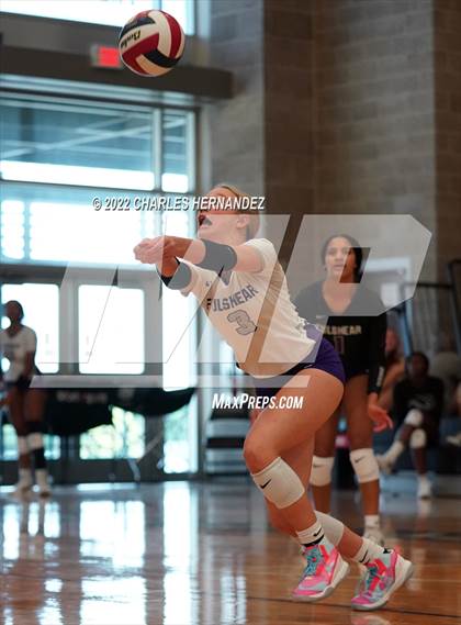 Thumbnail 2 in Episcopal vs Fulshear (College Station High School) photogallery.