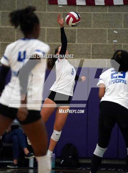 Thumbnail 2 in Episcopal vs Fulshear (College Station High School) photogallery.