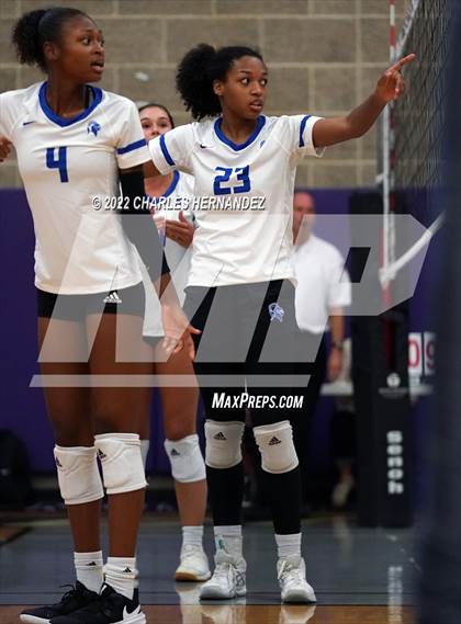 Thumbnail 2 in Episcopal vs Fulshear (College Station High School) photogallery.