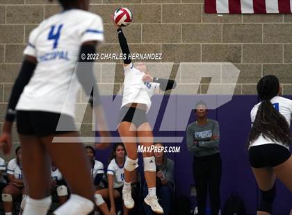 Thumbnail 2 in Episcopal vs Fulshear (College Station High School) photogallery.