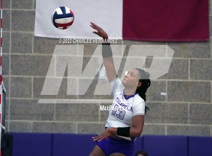 Thumbnail 3 in Episcopal vs Fulshear (College Station High School) photogallery.
