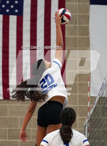 Thumbnail 3 in Episcopal vs Fulshear (College Station High School) photogallery.