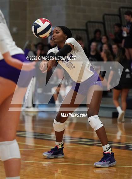 Thumbnail 3 in Episcopal vs Fulshear (College Station High School) photogallery.