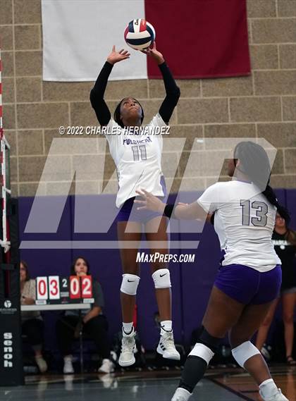 Thumbnail 3 in Episcopal vs Fulshear (College Station High School) photogallery.