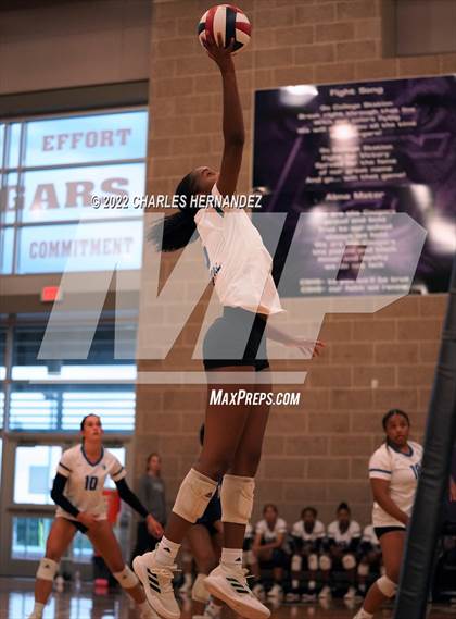 Thumbnail 1 in Episcopal vs Fulshear (College Station High School) photogallery.