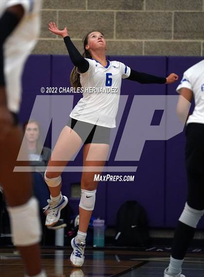 Thumbnail 3 in Episcopal vs Fulshear (College Station High School) photogallery.