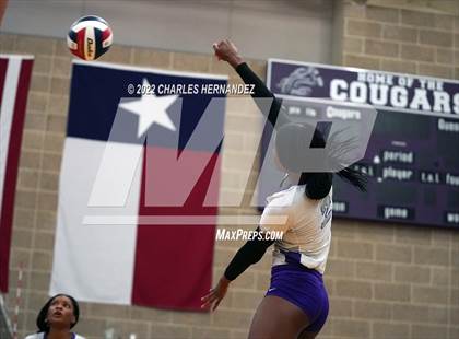 Thumbnail 3 in Episcopal vs Fulshear (College Station High School) photogallery.