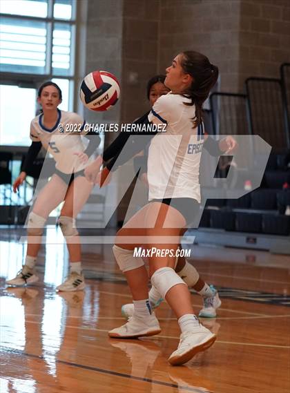 Thumbnail 3 in Episcopal vs Fulshear (College Station High School) photogallery.