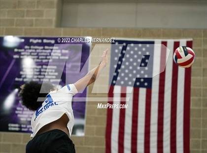 Thumbnail 3 in Episcopal vs Fulshear (College Station High School) photogallery.