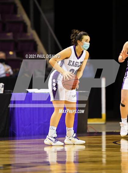 Thumbnail 2 in Limon vs. Wray (CHSAA 2A State Final) photogallery.