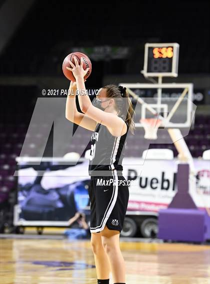 Thumbnail 1 in Limon vs. Wray (CHSAA 2A State Final) photogallery.