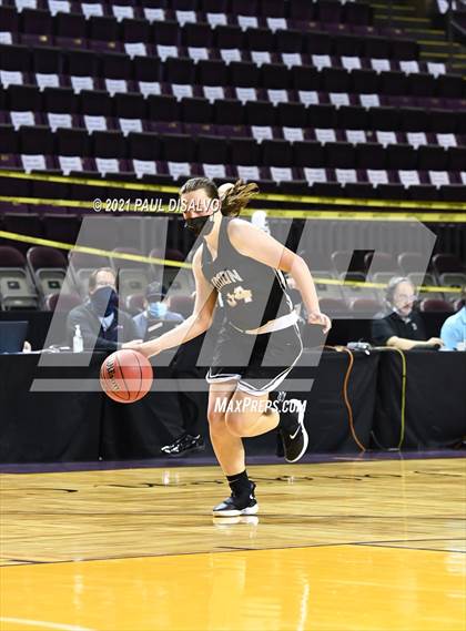 Thumbnail 2 in Limon vs. Wray (CHSAA 2A State Final) photogallery.