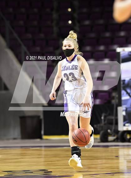 Thumbnail 1 in Limon vs. Wray (CHSAA 2A State Final) photogallery.