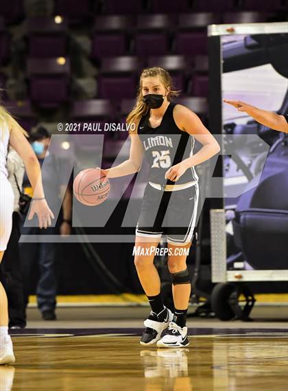 Thumbnail 1 in Limon vs. Wray (CHSAA 2A State Final) photogallery.